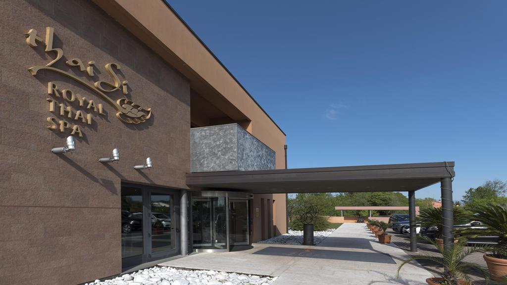 Thai Si Royal Thai Spa Lovadina Exteriér fotografie