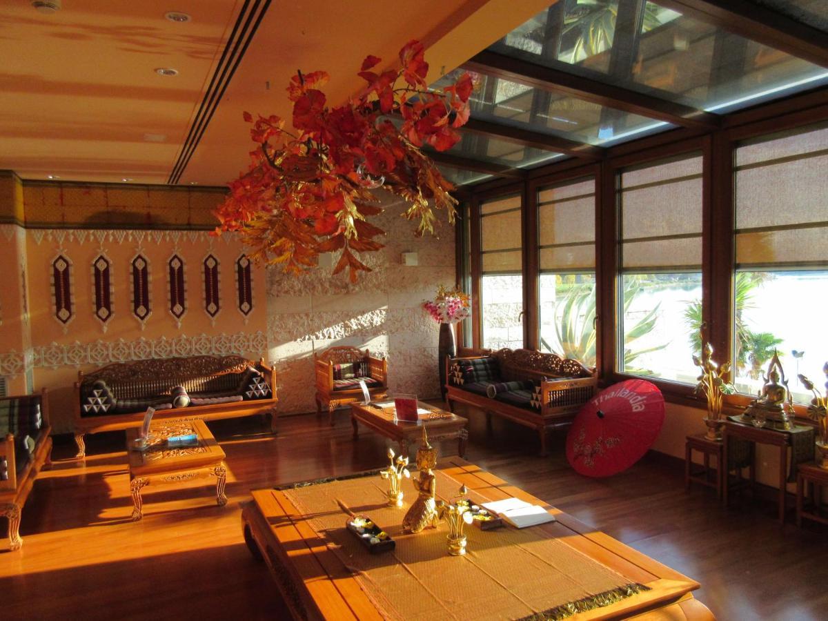 Thai Si Royal Thai Spa Lovadina Exteriér fotografie
