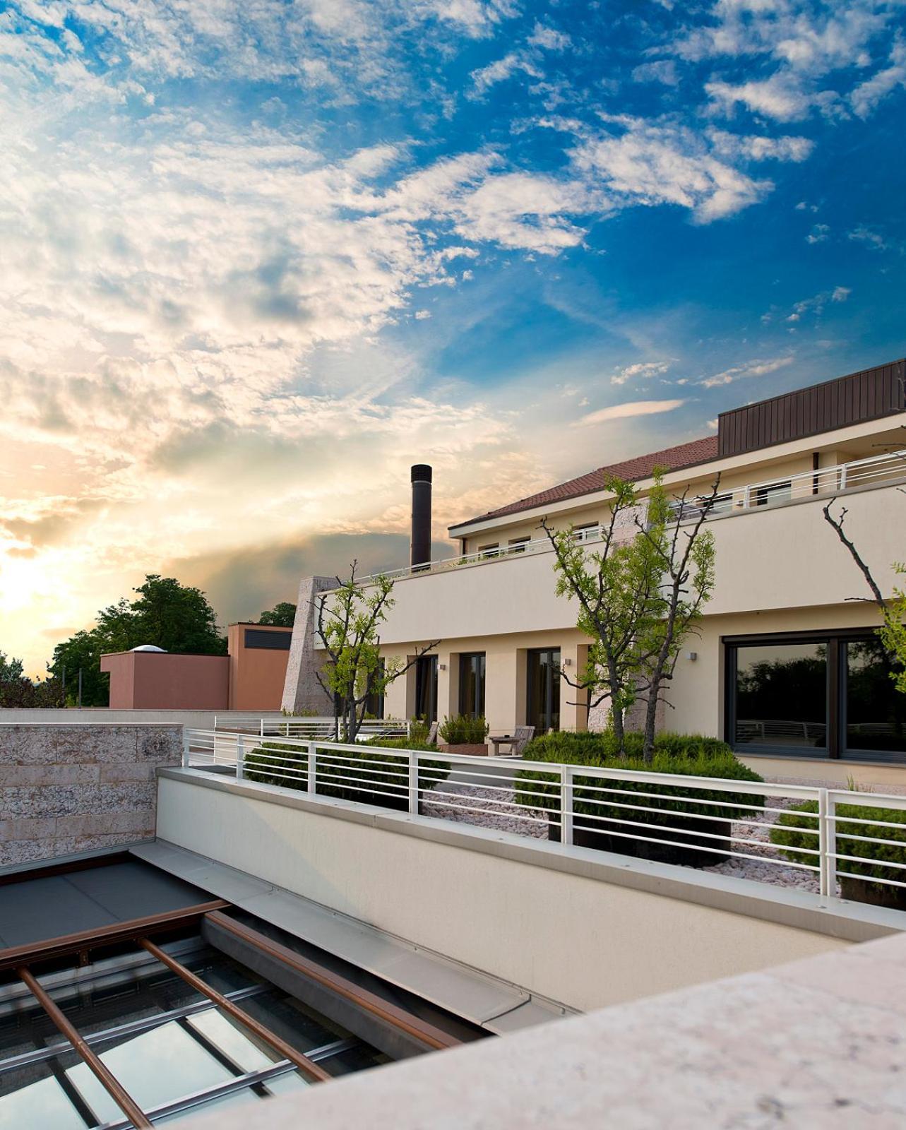 Thai Si Royal Thai Spa Lovadina Exteriér fotografie