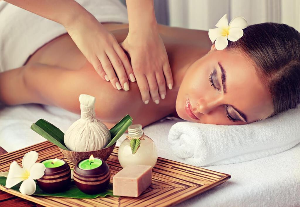 Thai Si Royal Thai Spa Lovadina Exteriér fotografie